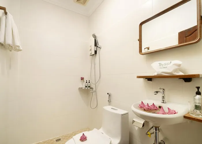 The Tree - Adults Only Hotel